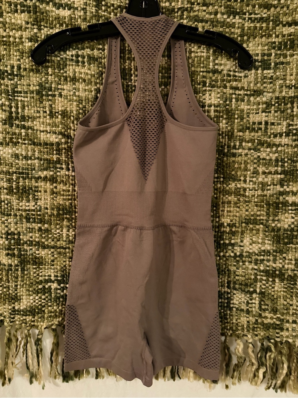 ANWND seamless sports jumpsuit (or unitard) size S/M - Picture 5 of 6